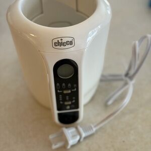 Chicco NaturalFit Digital Bottle & Baby Food Warmer with Auto Shut-Off BPA Free